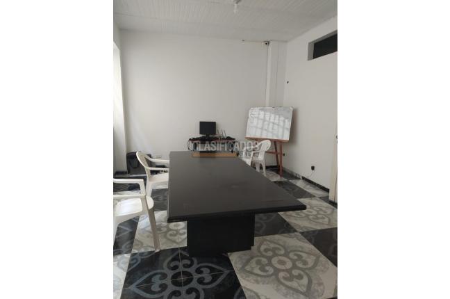 Locales y Bodegas, Venta, San Nicolás - $1.000.000.000