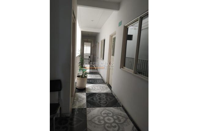 Locales y Bodegas, Venta, San Nicolás - $1.000.000.000