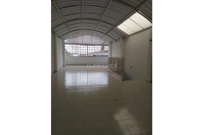 Locales y Bodegas, Venta, San Nicolás - $1.000.000.000