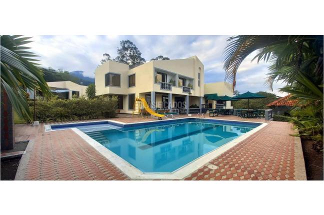 Fincas y Casas Campestres, Venta en Calima (Darién)