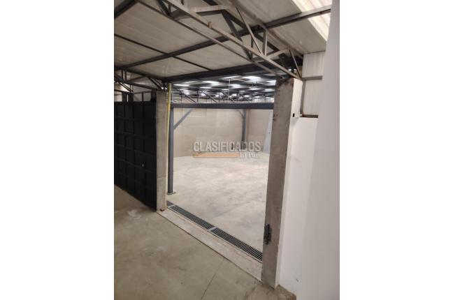 Locales y Bodegas, Alquiler, Pereira - $15.100.000