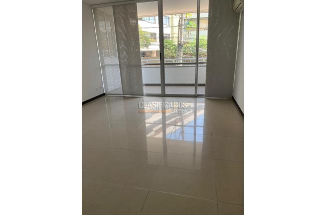 Apartamentos, Alquiler en Altos de Santa Teresita