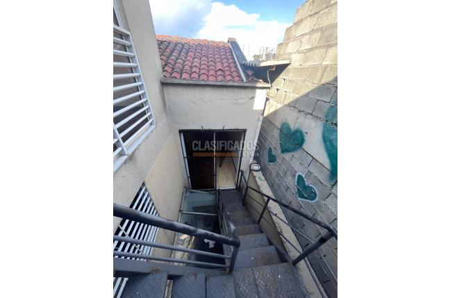 Edificios, Venta, Prados del Norte - $580.000.000