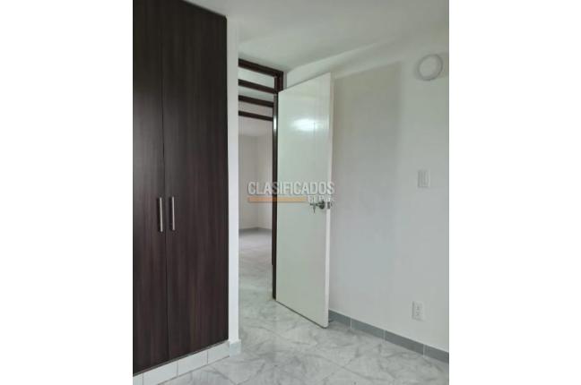 Apartamentos, Venta en Cañaverales