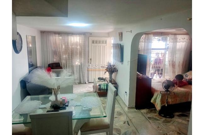 Casas, Venta en Calibella