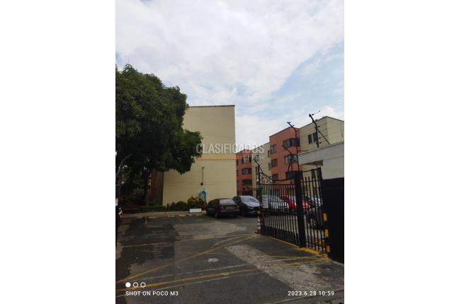 Apartamentos, Venta, El Refugio - $240.000.000