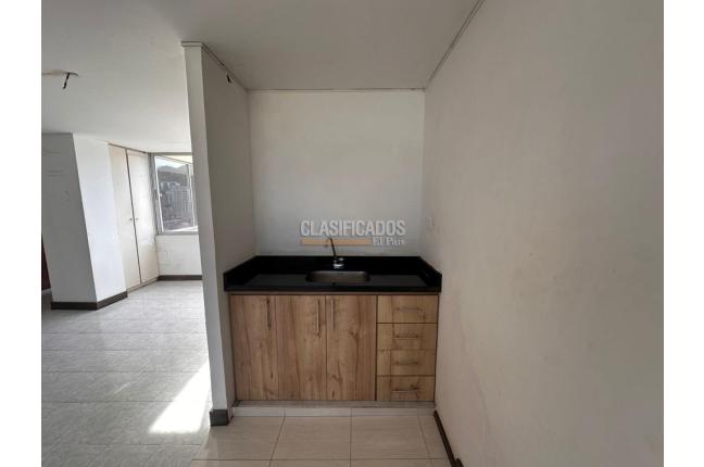 Oficinas y Consultorios, Alquiler, Santa Mónica Residencial - $2.500.000