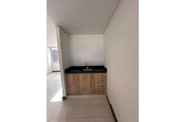 Oficinas y Consultorios, Alquiler, Santa Mónica Residencial - $2.500.000