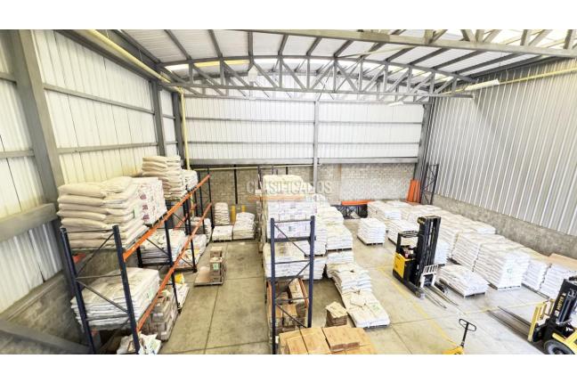 Locales y Bodegas, Alquiler en Yumbo