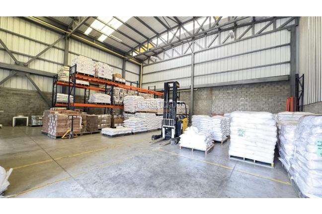 Locales y Bodegas, Alquiler, Yumbo - $11.154.000