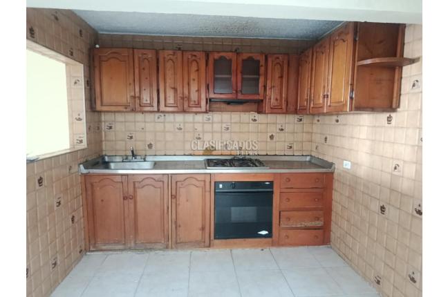 Casas, Venta, 7 de Agosto - $298.000.000