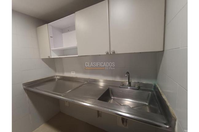 Locales y Bodegas, Alquiler, Versalles - $14.000.000