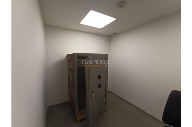 Locales y Bodegas, Alquiler, Versalles - $14.000.000