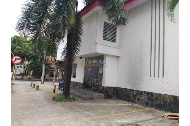 Locales y Bodegas, Venta en Versalles