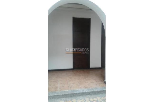 Locales y Bodegas, Venta, Versalles - $3.000.000.000