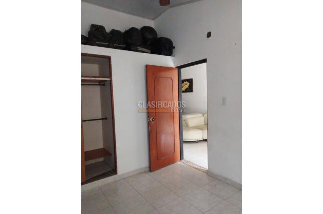 Casas, Venta, La Rivera - $380.000.000