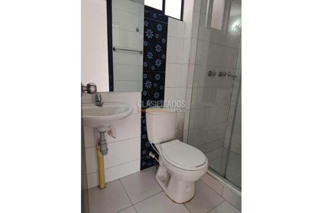 Apartamentos, Alquiler, Madrid - $1.000.000