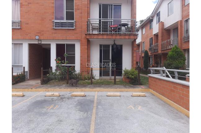 Casas, Alquiler, 3 de Julio - $3.000.000
