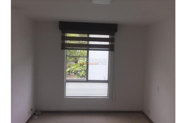 Casas, Alquiler, 3 de Julio - $3.000.000