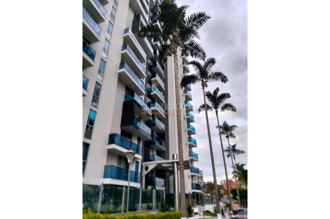 Apartamentos, Venta en Pereira