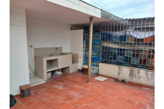 Casas, Alquiler, Unión de Vivienda Popular - $1.300.000
