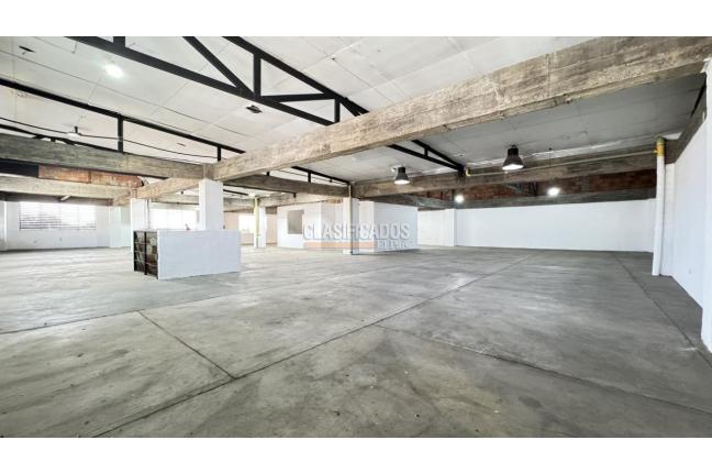 Locales y Bodegas, Alquiler, Industrial - $9.720.000