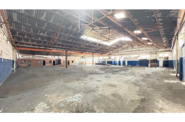 Locales y Bodegas, Alquiler en El Troncal