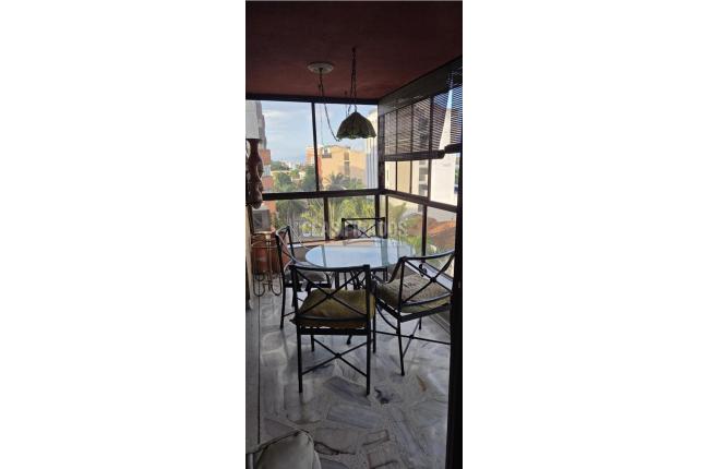 Apartamentos, Venta, Versalles - $395.000.000