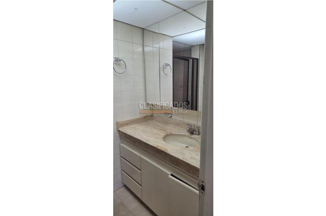 Apartamentos, Venta, Versalles - $395.000.000