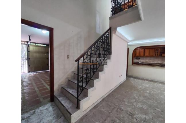 Casas, Venta, San Joaquín - $732.000.000