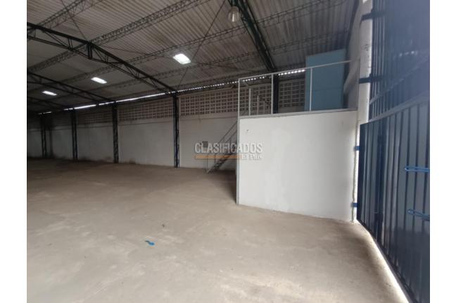 Locales y Bodegas, Alquiler, Barranquilla - $13.500.000
