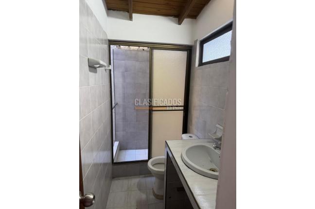 Oficinas y Consultorios, Alquiler, Santa Isabel - $7.000.000