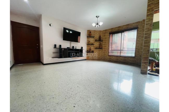 Apartamentos, Venta en La Flora