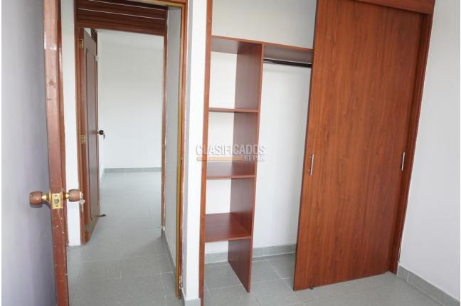 Apartamentos, Venta, Primero de Mayo - $230.000.000