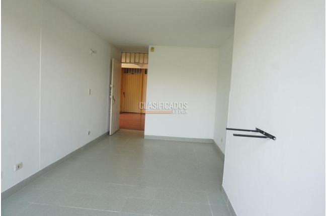 Apartamentos, Venta, Primero de Mayo - $230.000.000