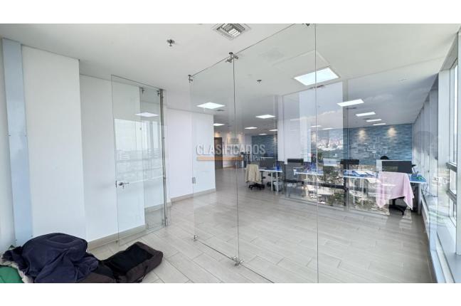 Oficinas y Consultorios, Alquiler, Ciudad Jardín - $18.400.000