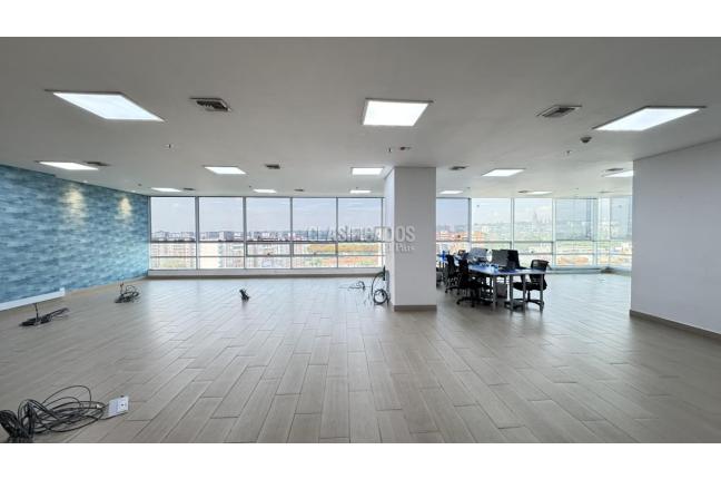Oficinas y Consultorios, Alquiler, Ciudad Jardín - $18.400.000