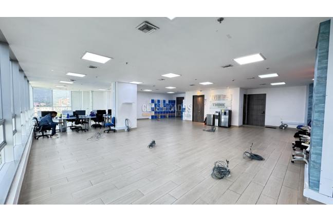 Oficinas y Consultorios, Alquiler, Ciudad Jardín - $18.400.000