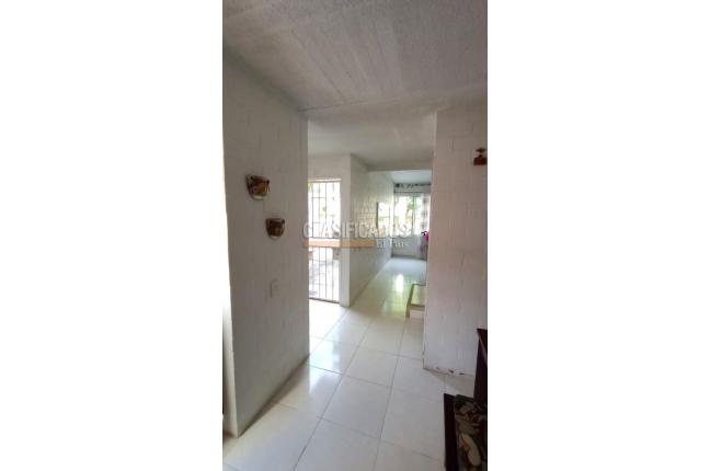 Casas, Venta, Ciudad 2.000 - $420.000.000