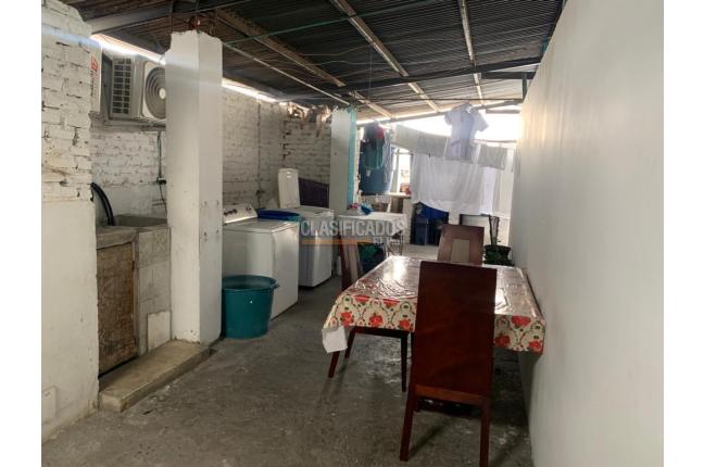 Edificios, Venta, Centro Ccial Ciudad de Cali - $2.800.000.000