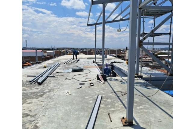 Edificios, Alquiler en Nueva Floresta