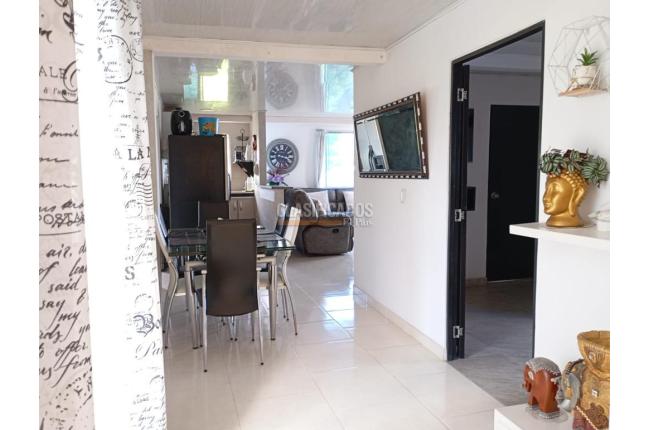 Edificios, Venta, Caldas - $2.100.000.000