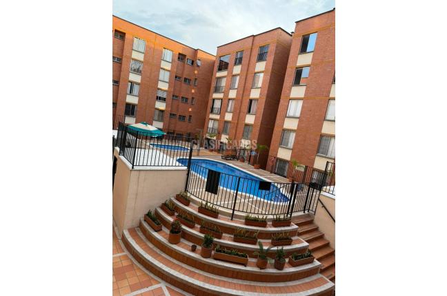 Apartamentos, Venta en Las Quintas de Don Simón