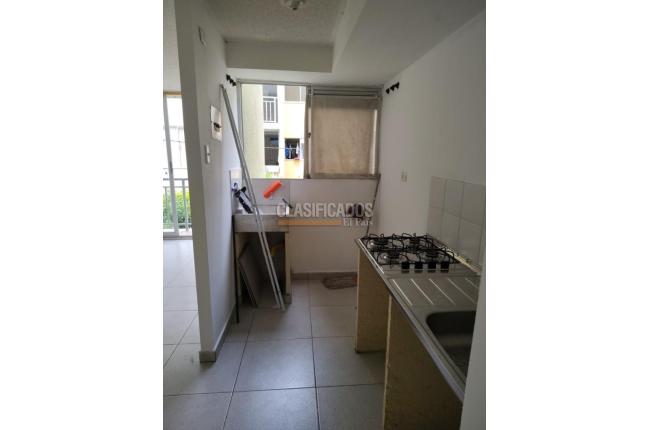 Apartamentos, Alquiler, Soledad - $915.000