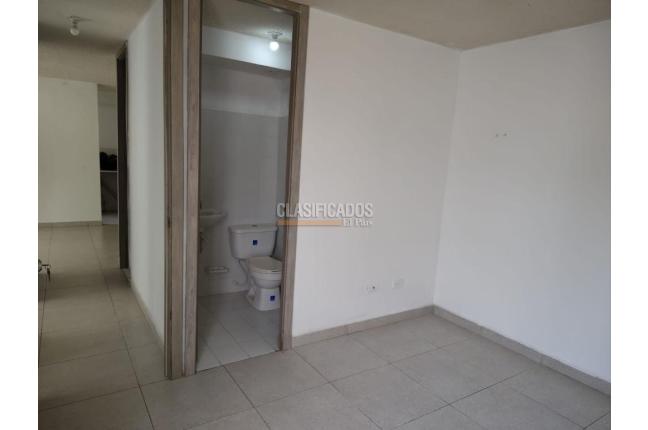 Apartamentos, Alquiler, Soledad - $915.000