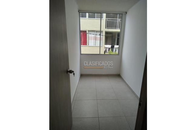 Apartamentos, Alquiler, Soledad - $915.000
