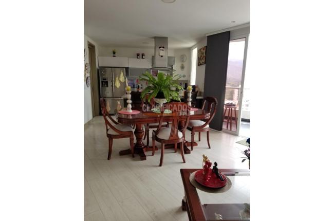 Apartamentos, Venta, Altos de Santa Teresita - $920.000.000