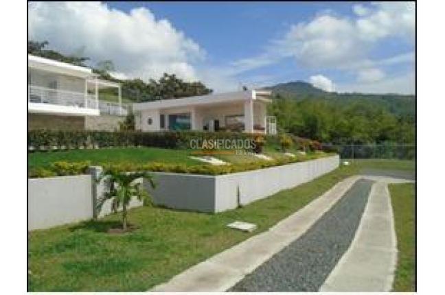 Fincas y Casas Campestres, Venta, Dapa - $2.500.000.000