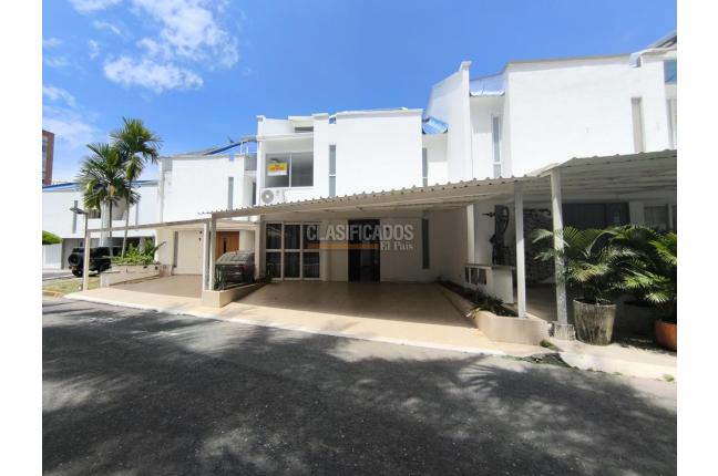 Casas, Venta en Ciudad Jardín