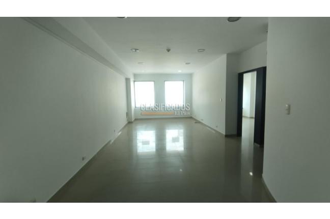 Oficinas y Consultorios, Alquiler, San Vicente - $4.500.000